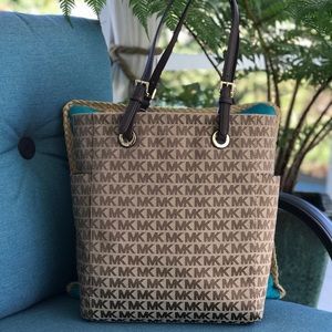 Michael Kors Jet Set Brown Tote